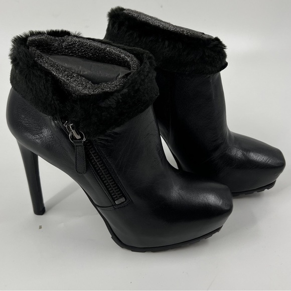 ✅ NWB Guess Ivorie BLACK Leather Boot SIZE 9.5 FAUX FUR ANKLE - Picture 1 of 14